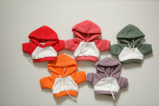Ropa de urso de pelúcia de estilo casual Serviço OEM Ropa de mini boneca