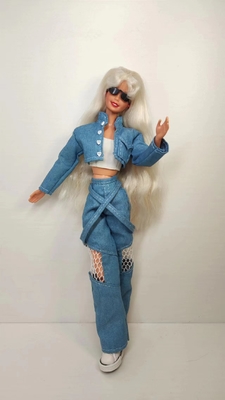 Boneca de vinil personalizada de 14 polegadas resistente ao desgaste para presente de aniversário